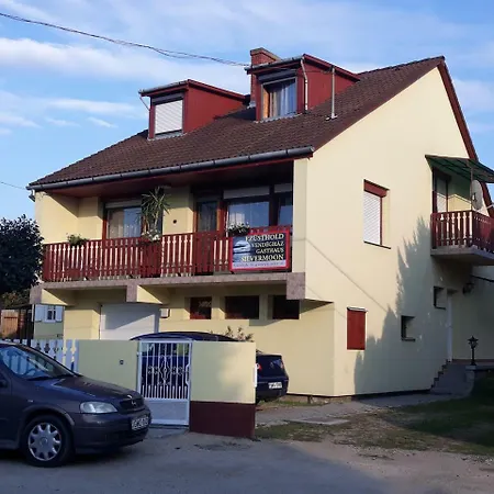 Ezusthold Vendeghaz Konukevi Siofok